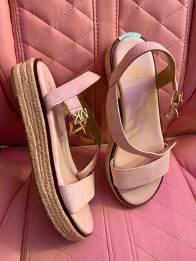 Michael Kors Blush Pink Espadrille Platform Sandals Size 10 EUC
